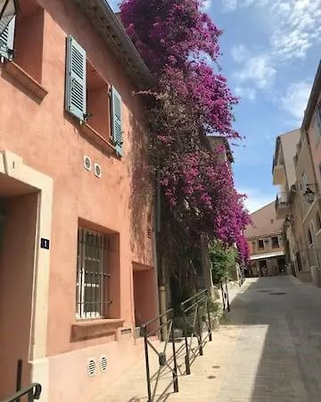 Σπίτι διακοπών Maison De Village Dans Le Coeur De Tropez *